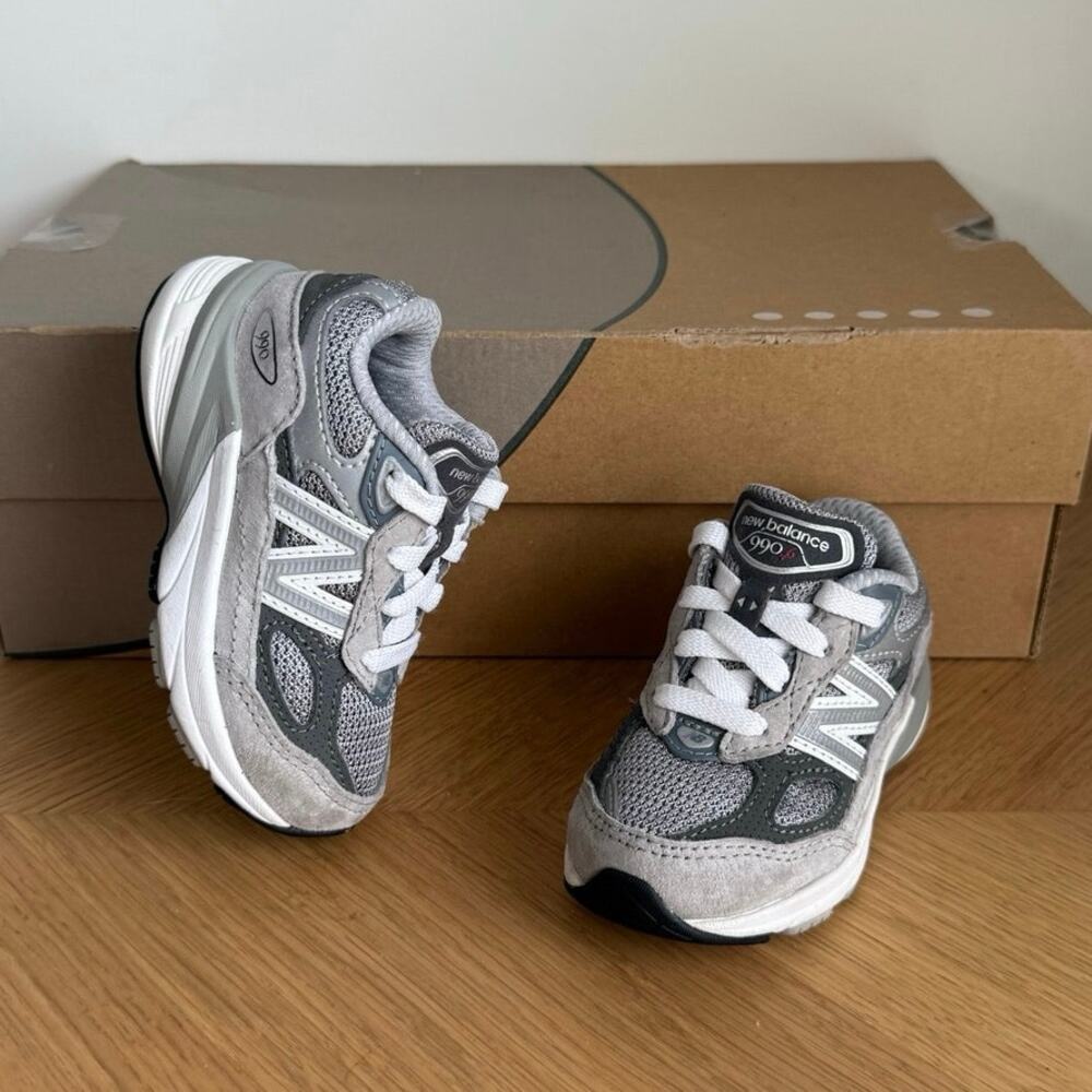 New Balance 990 V6 Grey/White Toddler Sneakers- SZ 5.5 C